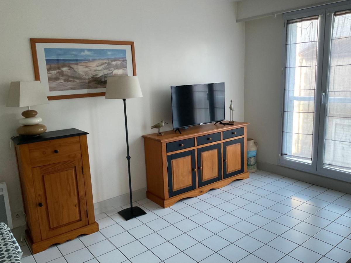 Appartement Centre Ville Pres Du Port Avec Parking Et Wifi La Rochelle  Ngoại thất bức ảnh