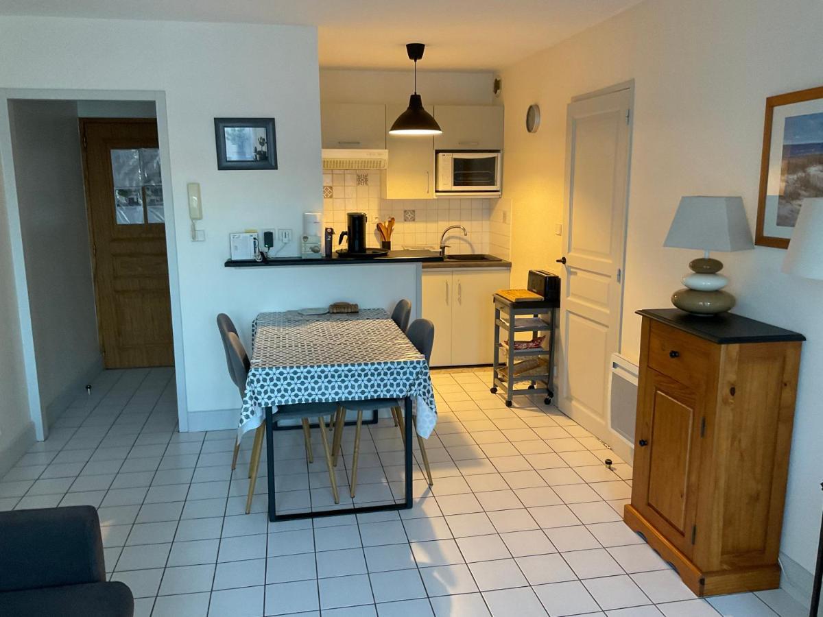 Appartement Centre Ville Pres Du Port Avec Parking Et Wifi La Rochelle  Ngoại thất bức ảnh