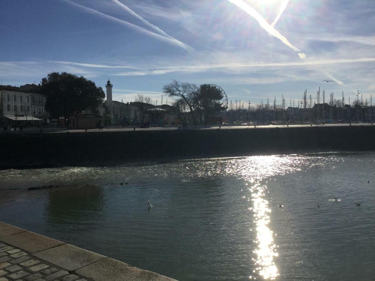 Appartement Centre Ville Pres Du Port Avec Parking Et Wifi La Rochelle  Ngoại thất bức ảnh